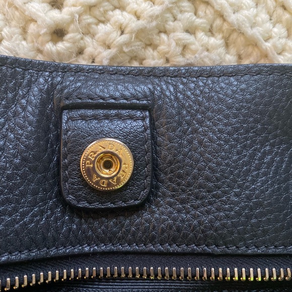 Prada large hobo handbag with adjustable strap. - Picture 7 of 13